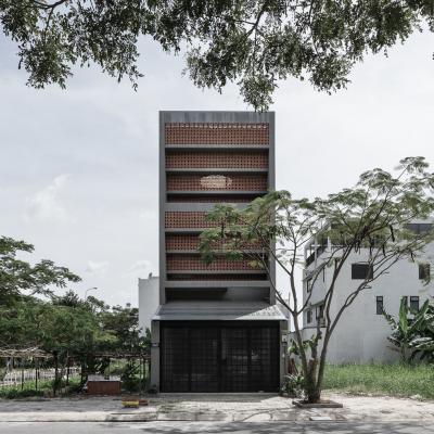 Nhà Ngoại Ô Sài Gòn Mang Phong Cách Tôi Giận Của Người Nhật